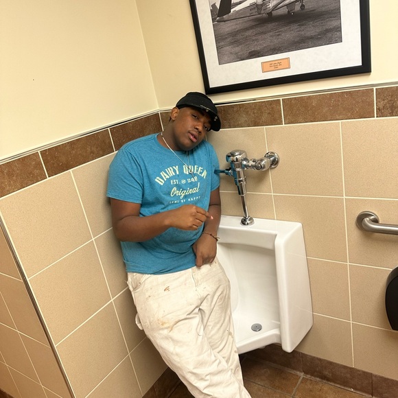 Meet your Posher, Braidon - Picture 3 of 5